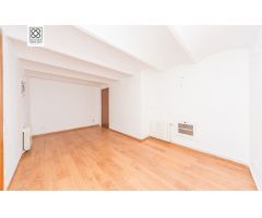 PISO EN VENTA C/ FONT HONRADA