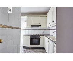 PISO EN VENTA EN AV. PALLARESA