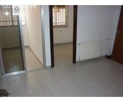 PISO EN VENTA EN CALLE ROSELLES, SANTA COLOMA DE GRAMANET