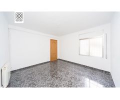 PISO EN VENTA EN CALLE SICILIA, SANTA COLOMA DE GRAMANET
