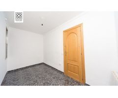 PISO EN VENTA EN CALLE SICILIA, SANTA COLOMA DE GRAMANET