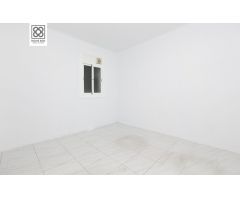 PISO EN VENTA EN PSG. VALLDAURA, BARCELONA