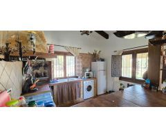 ???? Encanto rústico en plena naturaleza – Casa con 58.000 m² de terreno ecológico ????