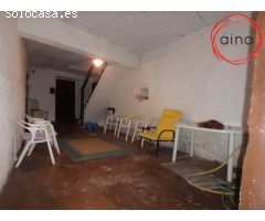 PARCELA DE 571 MT2 CON ALMACÉN EN EL CENTRO DE URROZ-VILLA