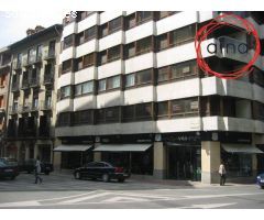 Se vende oficina en el centro de Pamplona