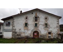 Villa en Venta en Etxarri, Navarra