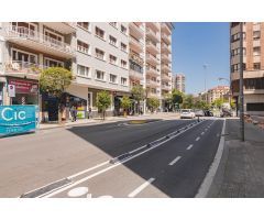 amplio piso de 150m2 útiles y 5 hab en c/abejeras,6