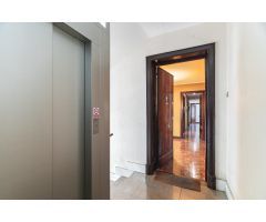 amplio piso de 150m2 útiles y 5 hab en c/abejeras,6