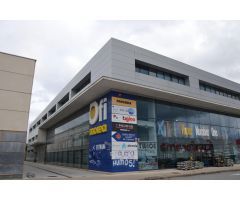 Polígono Galaria: Se alquila amplia Oficina con gran sala y 2 despachos junto a la Morea