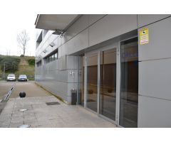 Polígono Galaria: Se alquila amplia Oficina con gran sala y 2 despachos junto a la Morea