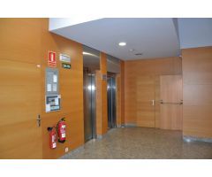 Polígono Galaria: Se alquila amplia Oficina con gran sala y 2 despachos junto a la Morea