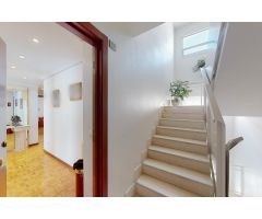 Urbanización Zizur: Venta Piso 3 dormitorios, 2 baños, plaza de garaje y trastero amueblado