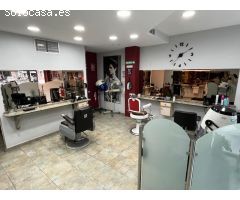 ¡Oportunidad única de alquiler de local comercial en el corazón de Iturrama!