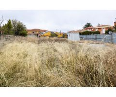 Venta de solar con proyecto de 2 casas pareadas en Ogíjares (Zona Lomalinda)