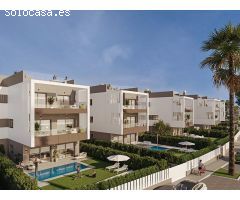 Preciosos áticos en construcción