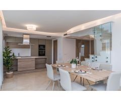 Apartamento en Venta en Benahavís, Málaga
