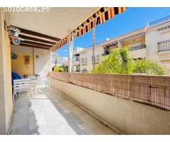 Piso con espectacular terraza, a un paso de la playa y rodeado de naturaleza en pleno Salobreña