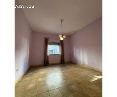 Amplia vivienda en el corazón de Santa Cruz
