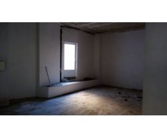 LOCAL EN VENTA Y ALQUILER EN EL BARRIO SAN PEDRO de Burgos DE 75 METROS