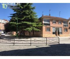 SE VENDE CHALET EN BURGOS PARA ENTRAR A VIVIR, CON GARAJE!!!!