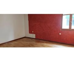 En Aranda de Duero, piso de dos dormitorios amplio para reformar. Ideal Inversión