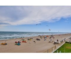 Venta de apartamento y garaje, Urbanizacion Vicomán, El Perellonet, Valencia