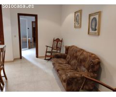 Casa con varias terrazas, lista para entrar a vivir
