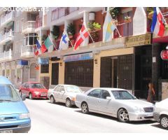 LOCAL ENORME EN PLAYA DE LOS LOCOS
