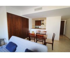 Apartamento de lujo en zona privilegiada, 2 dormitorios y 2 baños, Punta Prima.