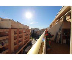 Espectacular ático dúplex en playa del Cura de Torrevieja