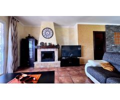Chalet con 3 dormitorios y 3 baños
