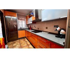 Chalet con 3 dormitorios y 3 baños