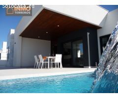 Villa de 3 dormitorios con piscina