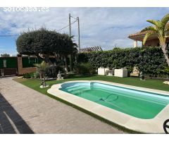 ¡Vivienda de ensueño en El Raal, Murcia! Chalet independiente con piscina.