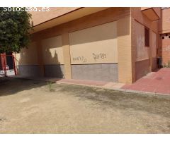 ¡Oportunidad única en Puente Tocinos, Murcia! Local con posibilidad de cambio de uso.