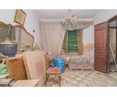 Casa con Encanto Histórico en el Centro de Otura
