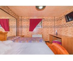 ENCANTADORA CASA RÚSTICA DE 3 PLANTAS CON PATIO Y TERRAZA, ¡LISTA PARA ENTRAR A VIVIR!