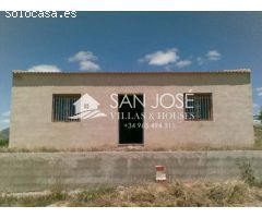 SE VENDE CASA DE CAMPO EN SAX