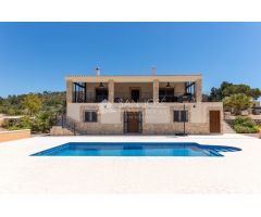 VENTA ESPECTACULAR CHALET EN LA ROMANA, ALICANTE