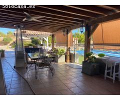 VENTA DE ESPECTACULAR CHALET EN CREVILLENTE, ALICANTE