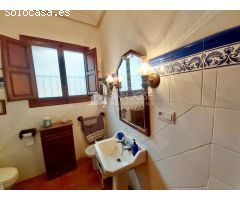 SE VENDE BONITA CASA SEÑORIAL  EN BUEN ESTADO EN ASPE