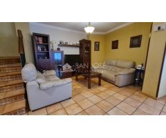 VENTA DE CASA UNIFAMILIAR EN ELDA, CENTRO. MUY BUENAS CALIDADES Y EXCELENTE UBICACIÓN