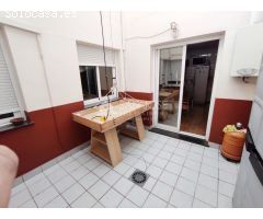 SE VENDE BONITA CASA DUPLEX CON LOCAL COMERCIAL EN NOVELDA EN MARIA AUXILIADORA.