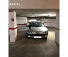 VENTA DE PLAZA DE APARCAMIENTO, COCHE Y 8 MOTOS