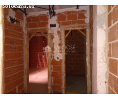 VENTA DE CASA EN MONÓVAR , OBRA NUEVA SIN ACABAR