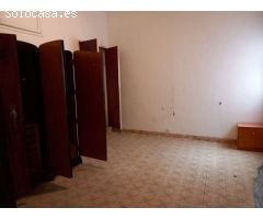 VENTA DE PISO EN ELDA MUY CÉNTRICO PARA REFORMAR