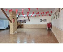 SE VENDE O ALQUILA  LOCAL  MUY BUEN ESTADO EN LA ALGUEÑA (ALICANTE)SPAIN