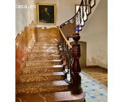 CASA HISTÓRICA EN EL CENTRO DE ASPE SITUADA EN LA PLAZA MAYOR FRENTE A LA BASÍLICA
