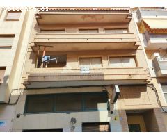 SE VENDE EDIFICIO CON SOTANO-LOCAL COMERCIAL- VIVIENDA DE 2 PLANTAS MAS BUHARDILLA Y TERRAZA-NOVELDA