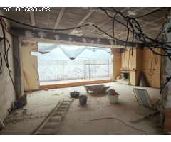 SE VENDE EDIFICIO CON SOTANO-LOCAL COMERCIAL- VIVIENDA DE 2 PLANTAS MAS BUHARDILLA Y TERRAZA-NOVELDA